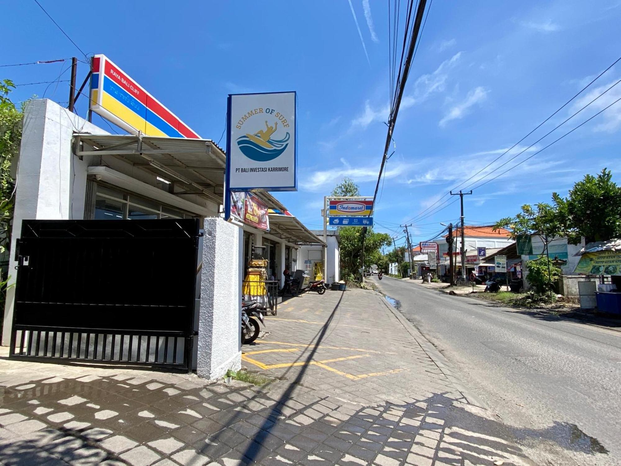 Summer Of Surf Hostel Uluwatu Ungasan Kültér fotó